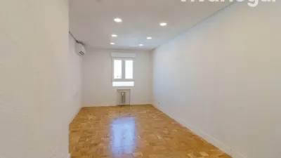 Apartment in Salamanca/Guindalera photo 2