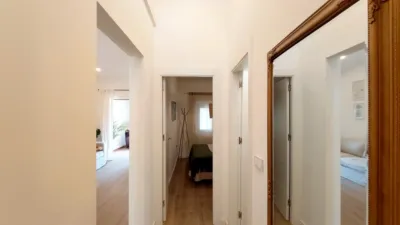 Apartment on street photo 15