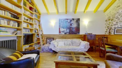 Casa – Santa María de Cayón - Més