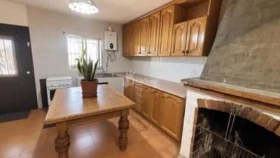 House in Brea de Tajo photo 15