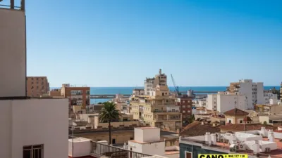 Apartment on Paseo de Almería photo 2