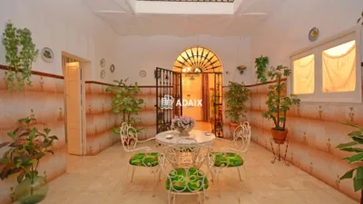 House on Lectoral Lozano Street photo 10