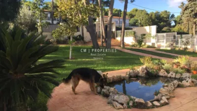 Chalet en alquiler en Calle Travessa La, Picassent de 3.500 €<span>/mes</span>