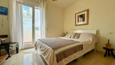 Apartment on Autopista del Mediterráneo photo 9