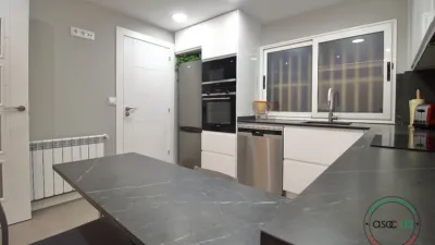 Flat for sale at Calle de Anselmo Cifuentes, 10 photo 13