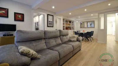 Flat for sale at Calle de Anselmo Cifuentes, 10