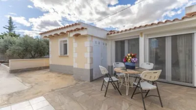 Chalet with Pool Near the Sea photo 36