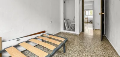 Apartment on street photo 15