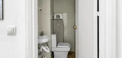 Apartment on street photo 16