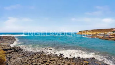Chalet en La Caleta photo 4