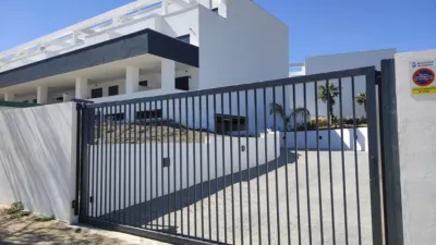 Apartment on Autopista del Mediterráneo photo 27