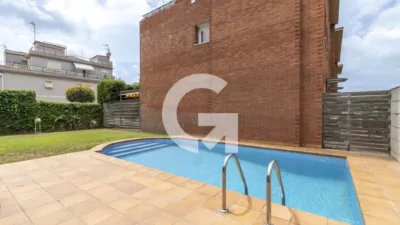 Semi-detached house at 41 Francesc Macia Street photo 10