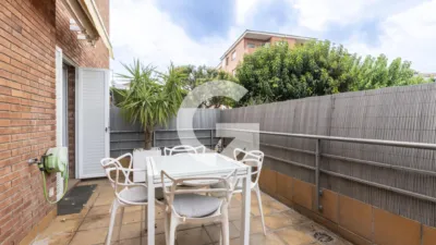 Semi-detached house at 41 Francesc Macia Street photo 31