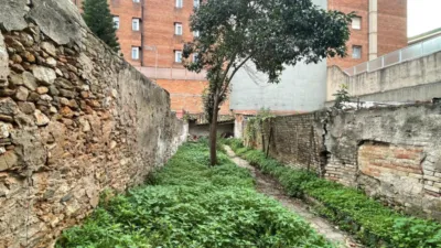 House in Centre photo 14
