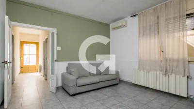 Casa en Carrer de Vicenta Escoda photo 7