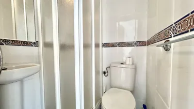 Apartment on street photo 14