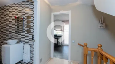 Terraced house on Carrer de Francesc Moragas photo 31