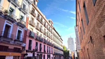 Flat on Calle del Conde Duque photo 2