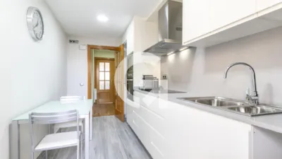 Apartment on Pj Pau de La Street photo 9