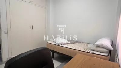 Piso en alquiler en Calle de Lisboa, Palomarejos (Distrito Zona Nueva. Toledo Capital) de 850 €<span>/mes</span>