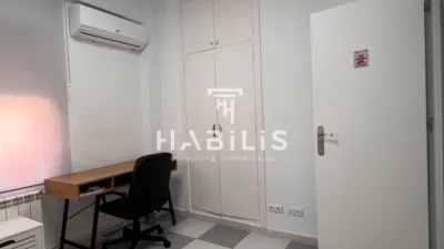 Piso en alquiler en Calle de Lisboa, Palomarejos (Distrito Zona Nueva. Toledo Capital) de 850 €<span>/mes</span>