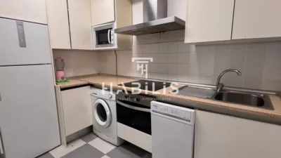 Piso en alquiler en Calle de Lisboa, Palomarejos (Distrito Zona Nueva. Toledo Capital) de 850 €<span>/mes</span>