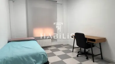 Piso en alquiler en Calle de Lisboa, Palomarejos (Distrito Zona Nueva. Toledo Capital) de 850 €<span>/mes</span>