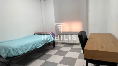 Piso en alquiler en Calle de Lisboa, Palomarejos (Distrito Zona Nueva. Toledo Capital) de 850 €<span>/mes</span>