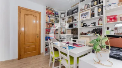 Apartment in Carrer de Cornellà Modern photo 27