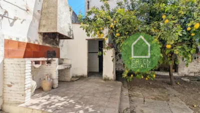 House on Abat Street photo 28