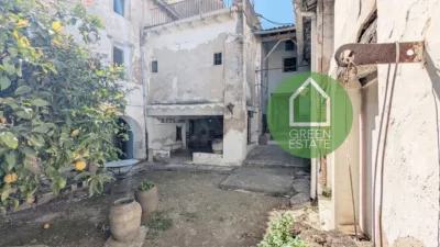 House on Abat Street photo 30