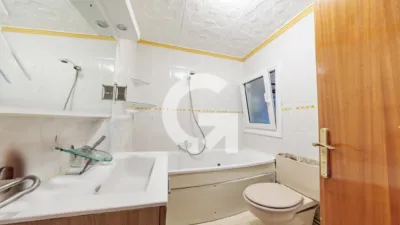 Apartment on Carrer d'Osca photo 14