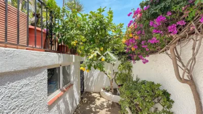 Single-family home in , Beach Area, Near the Sea, Residential Area, Close to Town photo 2