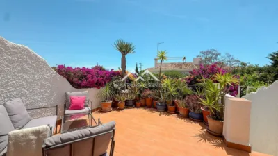 Single-family home in , Beach Area, Near the Sea, Residential Area, Close to Town photo 4