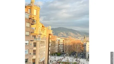 Estudio en alquiler en Centro, Figares-San Antón (Granada Capital) de 900 €<span>/mes</span>