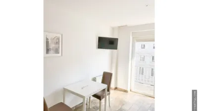 Estudio en alquiler en Centro, Figares-San Antón (Granada Capital) de 900 €<span>/mes</span>