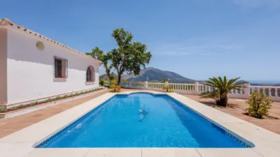 Chalet in Coín photo 2