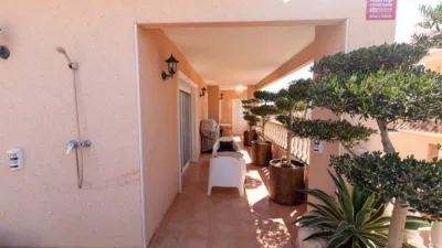 Apartment on the street photo 22