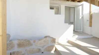 House in the Centre photo 17