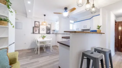 Estudio en alquiler en Sevilla, León XIII-Cruz Roja (Distrito Macarena. Sevilla Capital) de 300 €<span>/mes</span>