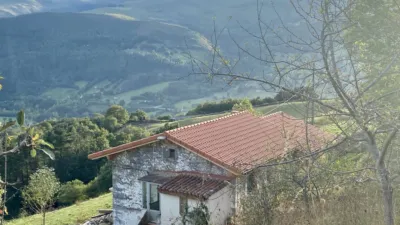 House on Calle Bº Vejoris, No. Information Not Available photo 29