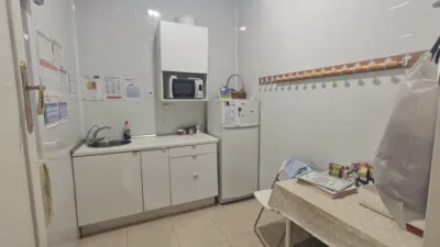 Local comercial en venta en Calle Pz Medico Mohamed Al Shafra, Número 5 - Vista 4