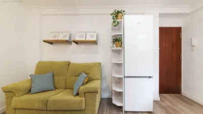 Estudio en alquiler en Macarena, León XIII-Cruz Roja (Distrito Macarena. Sevilla Capital) de 350 €<span>/mes</span>