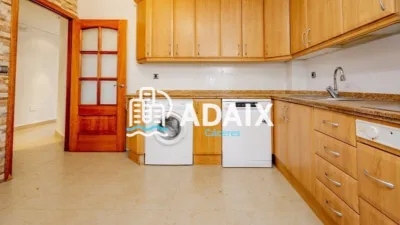 Semi-detached house in La Cañada - Sierra de San Pedro photo 10