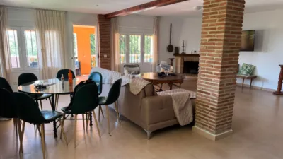 Chalet on Calle Cl Pitas de Campomijas 2 photo 12