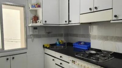 Flat on Calle del Arquitecto Tioda photo 2