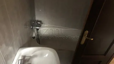 Local comercial en venta en Calle de Armando Collar, Otero-Villafría-San Lázaro (Oviedo) de 75.000 €