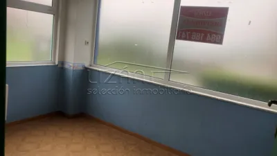 Local comercial en venta en Plaza de Occidente, Buenavista-El Cristo (Oviedo) de 63.000 €