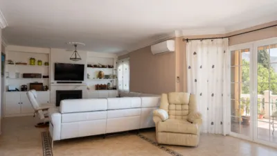 Chalet on Calle Limones, Del Lagarejo photo 13