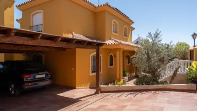 Chalet on Calle Limones, Del Lagarejo photo 4